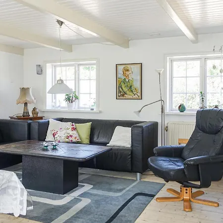 Stunning In With Kitchen